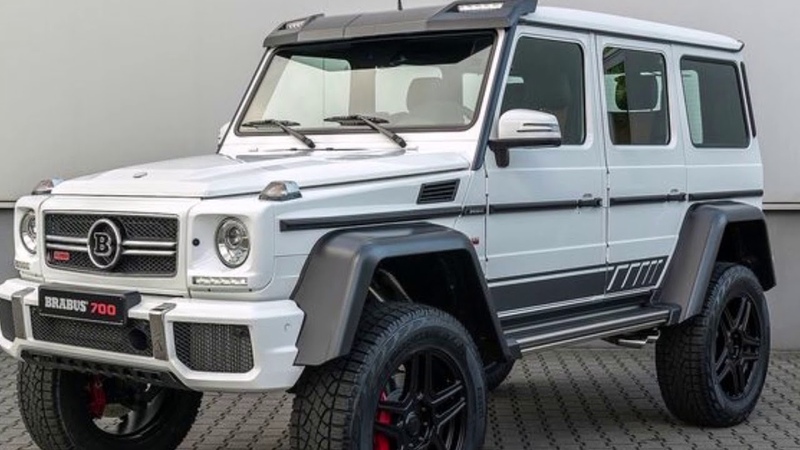 BRABUS 700 4X4² FINAL EDITION