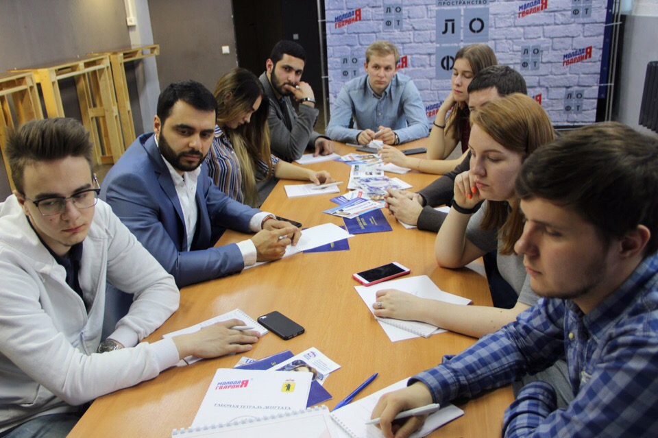 предвыборный штаб надеждина. предвыборный штаб надеждина. выборы губернатора московской области кандидаты. предвыборный штаб надеждина. штаб избирательной кампании.