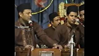 2000-1228 Evening Program - Qawwali, Ganapatipule, India
