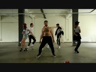 Это Россия, бро - Childish Gambino - This is America Пародия Гурам это очень круто глубоко и социально респект аж слеза потекла