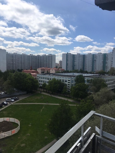 Сдаётся однокомнатная квартира студия с хорошим ремонтом и новой мебелью. <br>Москва, ближайшее метро Щелковская, улица Красноярская, 3 к2.<br>Перечислять то что есть в квартире не буду, напишу просто - есть всё !!! До метро 10 мин на транспорте. Месторасположение дома очень тихое , вокруг школы и дет сады . Магазины в 5ти минутах ходьбы. Ищется чистоплотная платежеспособная девушка строго без детей и животных. Цена 35 + коммуналка. Заезд возможен с 15 декабря. <br>89267873602<br> Impression - фото Фото: Сдаётся однокомнатная квартира студия с хорошим ремонтом и новой мебелью. <br>Москва, ближайшее метро Щелковская, улица Красноярская, 3 к2.<br>Перечислять то что есть в квартире не буду, напишу просто - есть всё !!! До метро 10 мин на транспорте. Месторасположение дома очень тихое , вокруг школы и дет сады . Магазины в 5ти минутах ходьбы. Ищется чистоплотная платежеспособная девушка строго без детей и животных. Цена 35 + коммуналка. Заезд возможен с 15 декабря. <br>89267873602<br> Impression