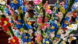 Цветущий миндаль из бисера. МК по бисероплетению.