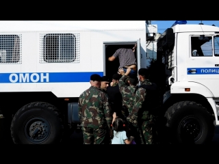 Мужчину задержали под крики дочери. Он просто стоял с плакатом. Тверь 09. 09.