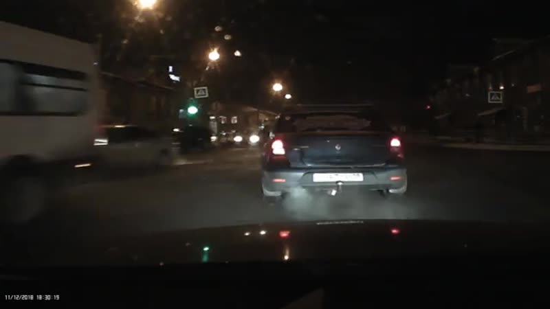 Архангельск. Ситуация на перекрестке