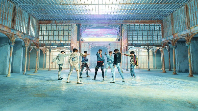 BTS (방탄소년단) FAKE LOVE Official MV