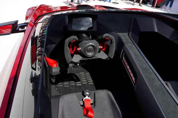 Volswagen GTI Roadster Vision Gran Turismo 2014 Двигатель: 3.0 VR6 TSI с двумя турбонагнетателямиМощность: 503 л.с. Крутящий момент: 665 Нм Трансмиссия: Робот DSG 7 ступ. Макс. скорость: 306