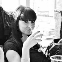 Лена Артамонова