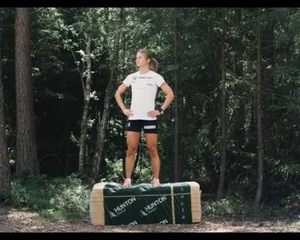 Ingvild Flugstad Østberg on Instagram: “Reklame. Bli med meg og min sponsor @huntonfiber ut i skogen for tips til ei solid og artig treningsøkt 😀🌲🏃...