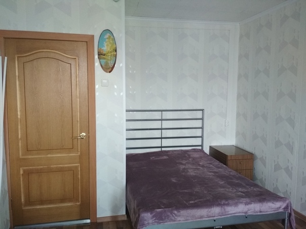 Сдаётся однокомнатная квартира в 5 минутах пешком от м. Бабушкинская. Светлая, уютная, со свежим ремонтом, в кирпичном доме. Незастекленная 5-метровая лоджия. Санузел раздельный. В идеале для пары (одна двуспальная кровать) либо есть место для второй кровати/дивана. 32 т/мес. +коммунальные услуги по счетчикам. Оплата за первый и последний месяцы.<br> Кошка - фото Фото: Сдаётся однокомнатная квартира в 5 минутах пешком от м. Бабушкинская. Светлая, уютная, со свежим ремонтом, в кирпичном доме. Незастекленная 5-метровая лоджия. Санузел раздельный. В идеале для пары (одна двуспальная кровать) либо есть место для второй кровати/дивана. 32 т/мес. +коммунальные услуги по счетчикам. Оплата за первый и последний месяцы.<br> Кошка