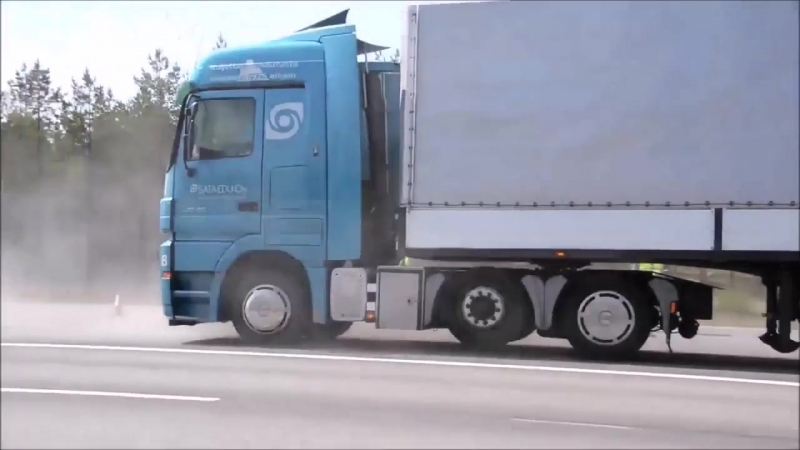 Тормозной путь у грузовиков