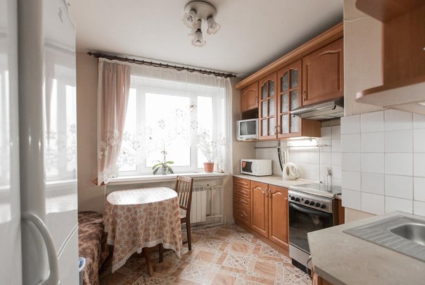 г. Санкт-Петербург<br><br>Доблести ул., 24к1<br><br>Предлагается к продаже Двухкомнатная квартира в доме 606 серия рядом с Южно-Приморским парком. 5 этаж, окна выходят на парк и Покровскую церковь. Квартира в отличном состоянии, светлые комнаты 18,8 и 12,6 м2, кухня 8,5 м2 со встроенной мебелью и бытовой техникой. Раздельный санузел. Чистый подъезд. Во дворе находится 271 гимназия, 61 детский сад. Развитая инфраструктура района. До метро 10 минут на транспорте. Легкая встречная покупка. Документы готовы к продаже. Подходит под ипотеку, субсидии и мат. капитал. <br>4 950 000 руб. - фото Фото: г. Санкт-Петербург<br><br>Доблести ул., 24к1<br><br>Предлагается к продаже Двухкомнатная квартира в доме 606 серия рядом с Южно-Приморским парком. 5 этаж, окна выходят на парк и Покровскую церковь. Квартира в отличном состоянии, светлые комнаты 18,8 и 12,6 м2, кухня 8,5 м2 со встроенной мебелью и бытовой техникой. Раздельный санузел. Чистый подъезд. Во дворе находится 271 гимназия, 61 детский сад. Развитая инфраструктура района. До метро 10 минут на транспорте. Легкая встречная покупка. Документы готовы к продаже. Подходит под ипотеку, субсидии и мат. капитал. <br>4 950 000 руб.