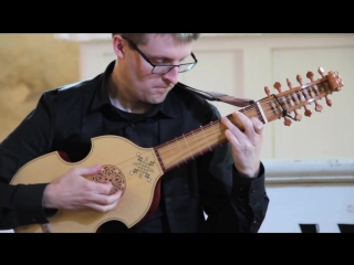 Michal Gondko plays early renaissance Italian music