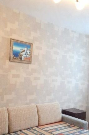 Фото: Багратионовская. Большая филёвская 23 к1 Сдам квартиру в добрые руки. Однокомнатная рядышком с метро. Мебель которая нужна оставлю, сама сейчас переезжаю в область. Звоните, эту неделю буду здесь . <br>Стоимость 28 000р Звонить 8-926-739-43-67