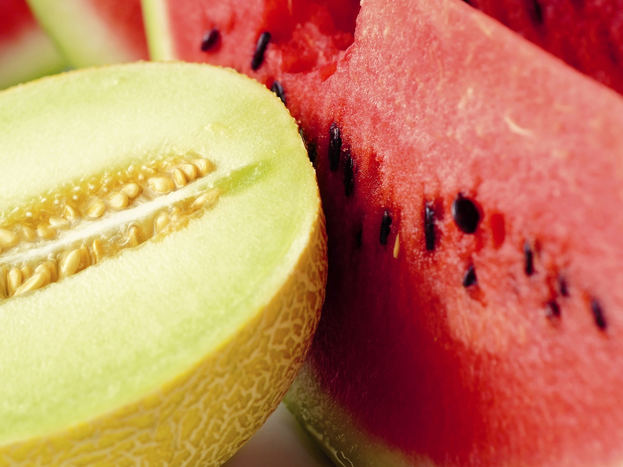 <?php echo esc_attr( get_the_title() ) ?>