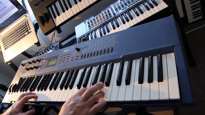 Burnies Synths - Yamaha CS1x