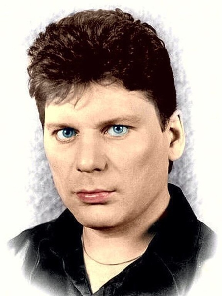 18 лет назад ушел из жизни Юрий Хой - советский рок-музыкант, лидер группы «Сектор Газа».