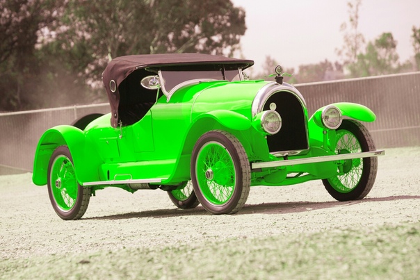 Очень редкие : 1920 issel Custom-Built Speedster Тип кузова: 2-door speedster Двигатель: I6 4.7 L КПП: МКПП-3 Привод: задний Компоновка: переднемоторная Тип топлива: бензин Страна марки: США