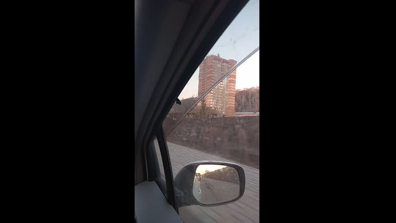 VID_20190502_200921.mp4