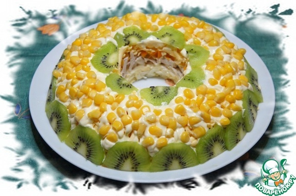 Салат с киви и кукурузой