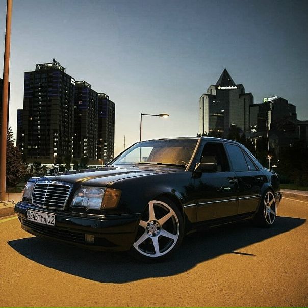 Mercedes-Benz E500 W124 
