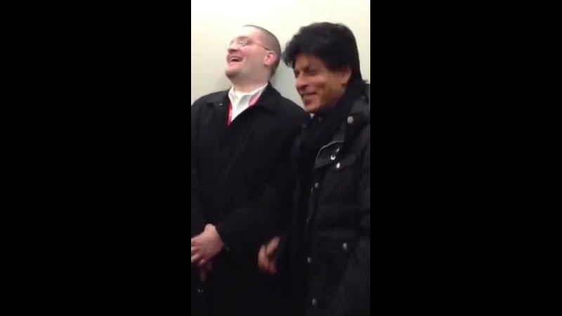 SRK IN VANCOUVER FOR TOIFA 2013