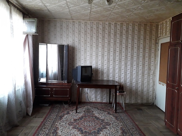 Сдаётся комната (27 кв.м.) у метро пр. Ветеранов (2 минуты от метро)Имеется вся нужная мебель для комфортного времяпрепровождения <br>Также для пользования есть - стиральная машина, холодильник, вай-фай и всё остальное <br>Можно индивидуально, семейная пара, несколько человек <br>Оплата в месяц - 11500 р. (коммунальные платежи входят в данную сумму) <br>Если вас заинтересовало - пишите или звоните тел. 8 952 212 15 06 (звон. с 11.00 до 22.00) - фото Фото: Сдаётся комната (27 кв.м.) у метро пр. Ветеранов (2 минуты от метро)Имеется вся нужная мебель для комфортного времяпрепровождения <br>Также для пользования есть - стиральная машина, холодильник, вай-фай и всё остальное <br>Можно индивидуально, семейная пара, несколько человек <br>Оплата в месяц - 11500 р. (коммунальные платежи входят в данную сумму) <br>Если вас заинтересовало - пишите или звоните тел. 8 952 212 15 06 (звон. с 11.00 до 22.00)