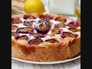 Как приготовить пирог со сливами