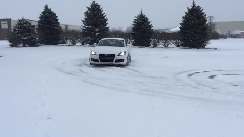 Audi tt snow drift_HD.mp4