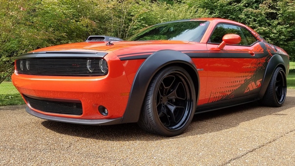 2017 Dodge Challenger R/T Custom