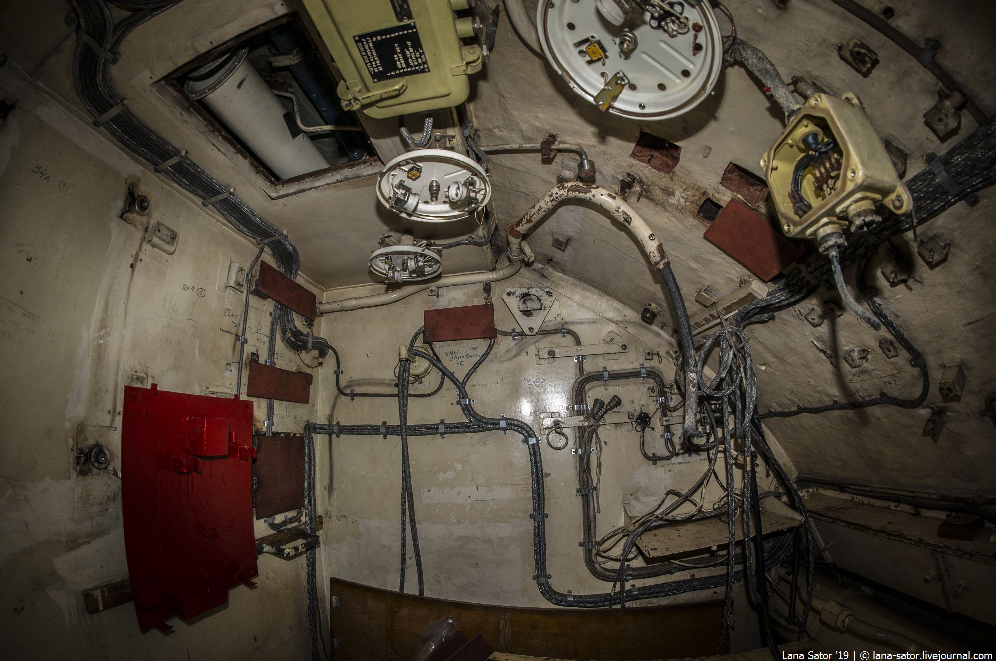 Abandoned submarine Ржавая подводная лодка