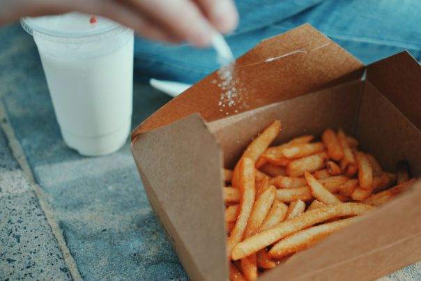 Исследование: пищевая добавка, встречающаяся во многих продуктах, подавляет иммунный ответ при борьбе с гриппом