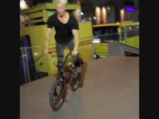 A L E X R U D E N K O | BMX