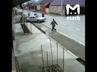 В Чечне малыш угнал автомобиль, чтобы покатать свою подружку 2018 ГРОЗНЫЙ ЧЕЧЕНКА КАДЫРОВ ИСЛАМ