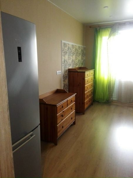 Сдам квартиру на ЛЕРМОНТОВА 90 (пятиэтажка), за 6000+ком.пл. <br>Квартира совсем небольшая! Фото полностью соответствуют! Рассмотрю одного человека (максимум 2). Строго БЕЗ ДЕТЕЙ, можно небольшое животное (маленькая собачка или кошечка). <br>СРОЧНО!!! ВСЕ ВОПРОСЫ ПО ТЕЛЕФОНУ!!! <br>8-901-666-97-45 <br>____________________________________________________________________________ <br> <br>____________________________________________________________________________ <br> Заходите!!! Не пожалеете!!! - фото Фото: Сдам квартиру на ЛЕРМОНТОВА 90 (пятиэтажка), за 6000+ком.пл. <br>Квартира совсем небольшая! Фото полностью соответствуют! Рассмотрю одного человека (максимум 2). Строго БЕЗ ДЕТЕЙ, можно небольшое животное (маленькая собачка или кошечка). <br>СРОЧНО!!! ВСЕ ВОПРОСЫ ПО ТЕЛЕФОНУ!!! <br>8-901-666-97-45 <br>____________________________________________________________________________ <br> <br>____________________________________________________________________________ <br> Заходите!!! Не пожалеете!!!