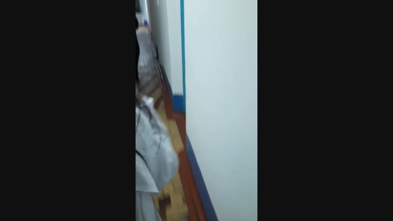 общяга
😂😂