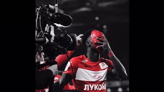 Quincy Promes on Instagram: “I hope you enjoyed the MASK show..🎭 🎭 🎭 #QP10 #MASK #Spartak @mask.qp”
