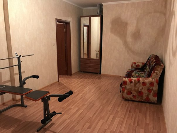 Сдаётся однокомнатная квартира. От собственника. Квартира ранее в аренду не сдавалась. Район Новое Измайлово, ул.Дёмин Луг 6/5. 5 этаж. <br><br>30 минут на общественном транспорте от метро Новогиреево. <br>В квартире есть холодильник, стиральная машина автомат.<br>25.000 (ЖКХ оплачивает хозяин) Оплата за первый и последний месяц. Без комиссии.<br> Ролинский - фото Фото: Сдаётся однокомнатная квартира. От собственника. Квартира ранее в аренду не сдавалась. Район Новое Измайлово, ул.Дёмин Луг 6/5. 5 этаж. <br><br>30 минут на общественном транспорте от метро Новогиреево. <br>В квартире есть холодильник, стиральная машина автомат.<br>25.000 (ЖКХ оплачивает хозяин) Оплата за первый и последний месяц. Без комиссии.<br> Ролинский