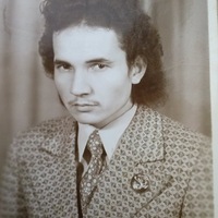 Святослав Тихонов