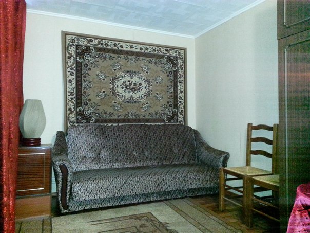 Комната, 80/14 м <br>Московская область, Мытищи, Осташковское ш., 138 <br>Длительная аренда (от года), комиссия 0%, залог 12 000 , предоплата за 1 месяц, возможен торг, только для женщины <br>13 000 /мес. <br>Кухня 15 м <br>Комната 14 м <br>Этаж 2 из 2 <br>Собственник!!! Никаких комиссий нет!!! Бесплатный проезд до метро и обратно!!! <br>Сдаю уютную комнату на длительный срок. Находится в частном коттедже на Осташковском шоссе, 400м от МКАД, поблизости от метро Медведково. <br>. <br>Спальня, кухня, санузел совмещенный. <br>Есть высокоскоростной WI-FI интернет, стиральная машина, плита, и все необходимое для комфортного проживания. <br>. <br>Закрытая территория с зоной отдыха и барбекю. Проверенные порядочные соседи. <br>. <br>Очень хорошая транспортная доступность. До метро Медведково транспортом 7 мин, а пешком 25 минут. До станции Мытищи транспортом 15 мин. Автобусная остановка в 2 минутах пешком. <br>. <br>В пешей доступности (4 мин) находится магазин Ашан-Мытищи, Леруа, Твой дом. <br>.. <br>Рассматриваем вариант заселения девушки/женщины без животных и без вредных привычек. <br>. <br>Звоните, приезжайте, заселяйтесь! <br>. <br>Очень удобно добираться до метро ВДНХ, Проспект мира, Бабушкинская, Свиблово, Алексеевская, Рижская, Сухаревская. <br>Тел. +7 967 190-70-28 - фото Фото: Комната, 80/14 м <br>Московская область, Мытищи, Осташковское ш., 138 <br>Длительная аренда (от года), комиссия 0%, залог 12 000 , предоплата за 1 месяц, возможен торг, только для женщины <br>13 000 /мес. <br>Кухня 15 м <br>Комната 14 м <br>Этаж 2 из 2 <br>Собственник!!! Никаких комиссий нет!!! Бесплатный проезд до метро и обратно!!! <br>Сдаю уютную комнату на длительный срок. Находится в частном коттедже на Осташковском шоссе, 400м от МКАД, поблизости от метро Медведково. <br>. <br>Спальня, кухня, санузел совмещенный. <br>Есть высокоскоростной WI-FI интернет, стиральная машина, плита, и все необходимое для комфортного проживания. <br>. <br>Закрытая территория с зоной отдыха и барбекю. Проверенные порядочные соседи. <br>. <br>Очень хорошая транспортная доступность. До метро Медведково транспортом 7 мин, а пешком 25 минут. До станции Мытищи транспортом 15 мин. Автобусная остановка в 2 минутах пешком. <br>. <br>В пешей доступности (4 мин) находится магазин Ашан-Мытищи, Леруа, Твой дом. <br>.. <br>Рассматриваем вариант заселения девушки/женщины без животных и без вредных привычек. <br>. <br>Звоните, приезжайте, заселяйтесь! <br>. <br>Очень удобно добираться до метро ВДНХ, Проспект мира, Бабушкинская, Свиблово, Алексеевская, Рижская, Сухаревская. <br>Тел. +7 967 190-70-28