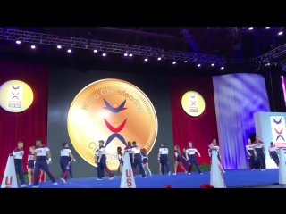 Выступление взрослой чир-микс команды США на чемпионате мира в Орландо