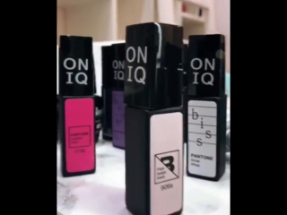 Маникюр 💅🏼 каждой девушке просто необходим. Поэтому в нашей студии ты можешь оформить ноготки ежедневно с 09:00 до 21:00. Записы