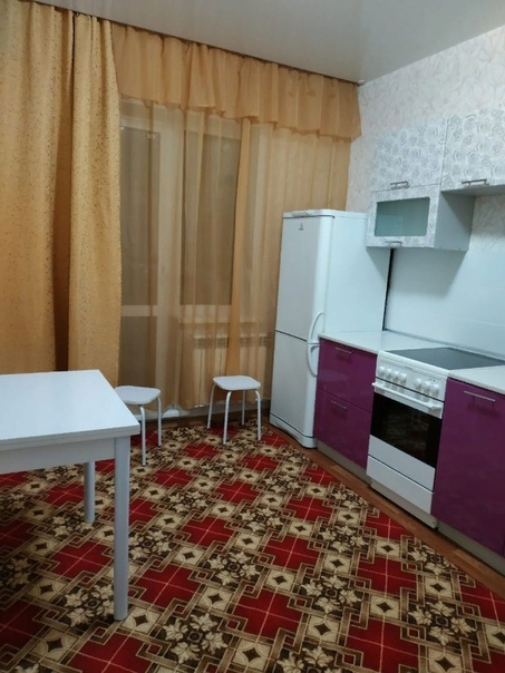 м.Нагорная — 550 м <br>Криворожская, 25 <br>Сдам хорошую 1 комнатную квартиру на длительной срок желательно. Техника и мебель имеется. Квартира чистая, недавно сделали ремонт в сан.узле, покрыли кафелем и установили новую сан.технику. <br>Все в отличном состоянии,стоимость 30000+ счетчики. <br>Звоните 89653095408 - фото Фото: м.Нагорная — 550 м <br>Криворожская, 25 <br>Сдам хорошую 1 комнатную квартиру на длительной срок желательно. Техника и мебель имеется. Квартира чистая, недавно сделали ремонт в сан.узле, покрыли кафелем и установили новую сан.технику. <br>Все в отличном состоянии,стоимость 30000+ счетчики. <br>Звоните 89653095408