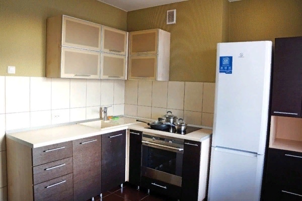 м.Варшавская — 650 м <br>Артековская, 7 к2 <br>Сдается только на длительный срок. <br>В квартире всё необходимое для комфортного проживания имеется. Телевизора нет,интернет проведён. <br>Соседи тихие, подъезд чистый. <br>Стоимость 23 500 + показания счётчиков <br>Тел.89653095408 - фото Фото: м.Варшавская — 650 м <br>Артековская, 7 к2 <br>Сдается только на длительный срок. <br>В квартире всё необходимое для комфортного проживания имеется. Телевизора нет,интернет проведён. <br>Соседи тихие, подъезд чистый. <br>Стоимость 23 500 + показания счётчиков <br>Тел.89653095408