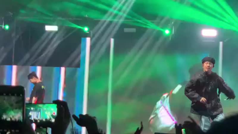 081218 Show Me The Money Concert