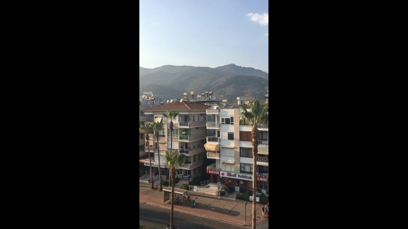 Grand Okan, land view
