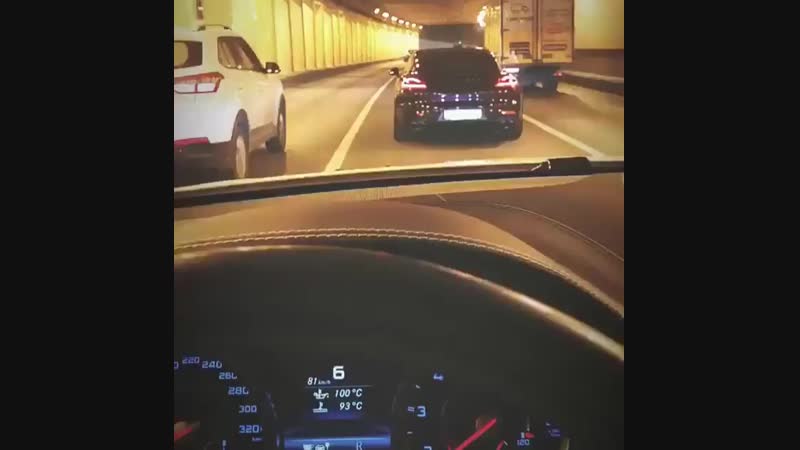 Тачка, дорога, музыка