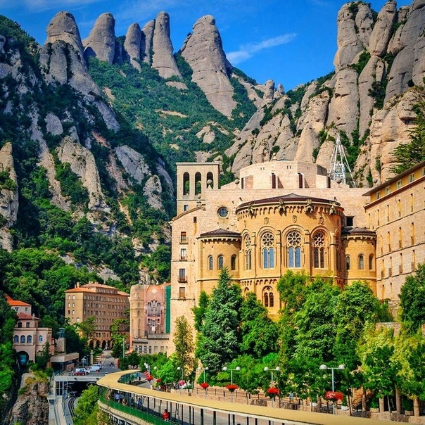 Монсеррат, Испания