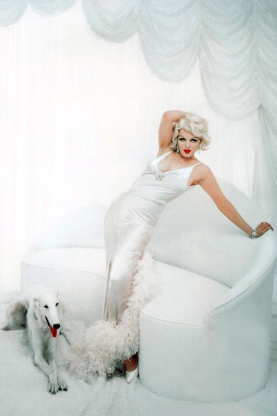 Marilyn Monroe in Fabled Enchantresses by Richard Avedon, 1958 for LIFE. Осенью 1958 года великий Ричард Аведон сфотографировал Мэрилин Монро в образах великих актрис прошлого: Лилиан Рассел,