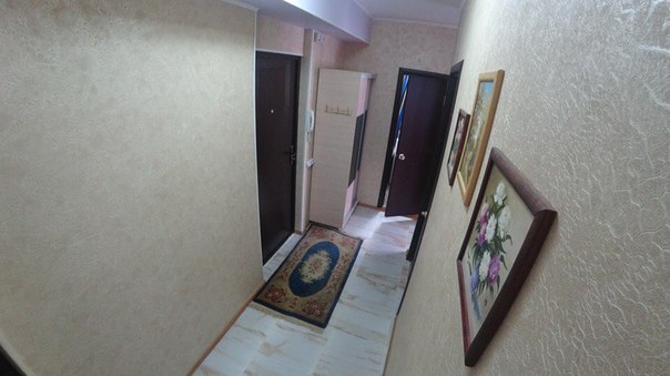 Ищем соседку/соседа! <br> <br>Сдаётся уютная комната 20кв.м в ЦЕНТРЕ! Без комиссии! Квартира тёплая и светлая. Отличный ремонт во всей квартире включая ванну и туалет. Минимализм. Хватит жить в «бабушка-ремонт». Новая сантехника. Стиральная машина. Холодильник. Газовая плита. Без хозяев! <br> <br>МЕТРО <br> Пролетарская– 3 минуты пешком. <br> Крестьянская застава– 5 минут. <br> Марксистская – 12 минут. <br>(Кремль и парк Зарядье в двух станциях) <br> <br> Славянам! Без животных. Чистоплотность. Платежеспособность! <br> <br>Москва, ЦАО, Таганский р-он, Волгоградский проспект. <br> <br>В минуте ходьбы кинотеатр Победа и Фитнес клуб и 3 продуктовых! Во дворе всегда есть место для бесплатной стоянки! <br> <br>Детали: Комната проходная, большой диван! (есть возможность поставить мебель так, чтобы не беспокоили проходом) <br>Цена – 21т.р. + (свет и вода на троих), без комиссии! Залог 21т.р. разобьём на 2 мес. <br> <br>Пишите в личку: - фото Фото: Ищем соседку/соседа! <br> <br>Сдаётся уютная комната 20кв.м в ЦЕНТРЕ! Без комиссии! Квартира тёплая и светлая. Отличный ремонт во всей квартире включая ванну и туалет. Минимализм. Хватит жить в «бабушка-ремонт». Новая сантехника. Стиральная машина. Холодильник. Газовая плита. Без хозяев! <br> <br>МЕТРО <br> Пролетарская– 3 минуты пешком. <br> Крестьянская застава– 5 минут. <br> Марксистская – 12 минут. <br>(Кремль и парк Зарядье в двух станциях) <br> <br> Славянам! Без животных. Чистоплотность. Платежеспособность! <br> <br>Москва, ЦАО, Таганский р-он, Волгоградский проспект. <br> <br>В минуте ходьбы кинотеатр Победа и Фитнес клуб и 3 продуктовых! Во дворе всегда есть место для бесплатной стоянки! <br> <br>Детали: Комната проходная, большой диван! (есть возможность поставить мебель так, чтобы не беспокоили проходом) <br>Цена – 21т.р. + (свет и вода на троих), без комиссии! Залог 21т.р. разобьём на 2 мес. <br> <br>Пишите в личку: