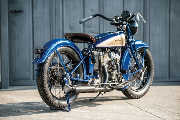 Мото обзор : 1939 Indian Junior Scout Двигатель: V2 0.5 L КПП: МКПП-3 Страна марки: США Страна модели: США Сборка: США Стоимость сегодня: 17 550 (данный экземпляр в 2017